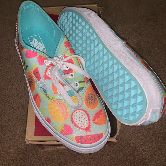 Girls Glitter Fruits Vans NWT - Picture 1 of 2